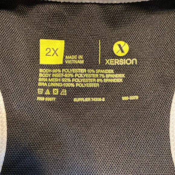 Xersion Front-Zip Sports Bra - Picture 4 of 4